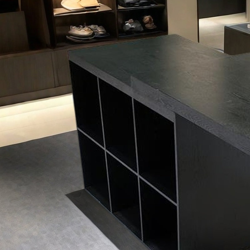 Vitrine luxueuse haut de gamme, H 31,49 po x l 62,99 po x P 23,62 po