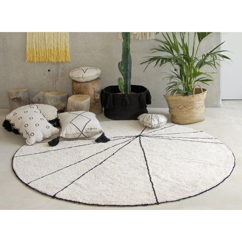 Handmade Tufted Round 5'3" Cotton Area Rug in Beige/Black