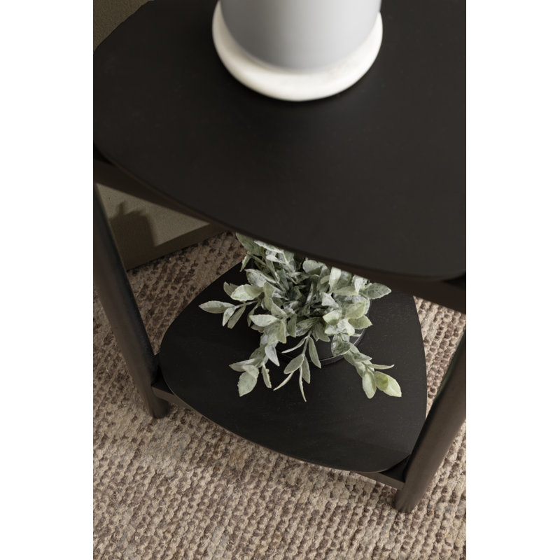 Table d'appoint à niveaux triangulaire Knowlton, Noir, Noir, Noir