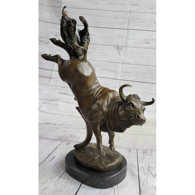 Figurines et sculptures Johneisha