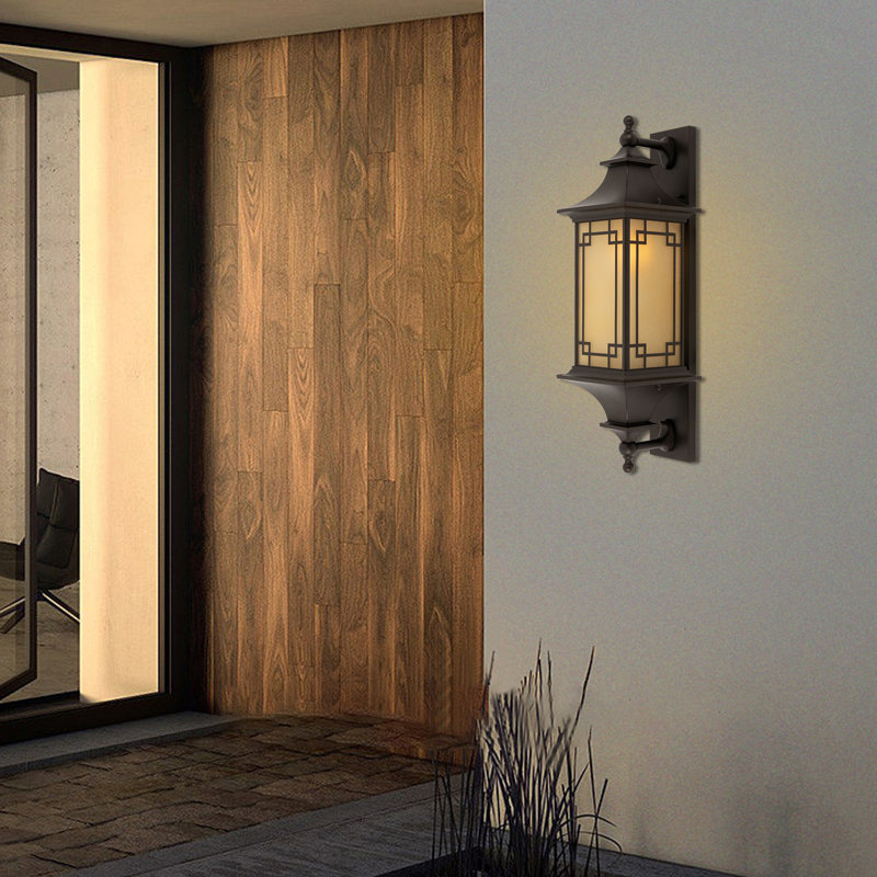 Davean Wall Light