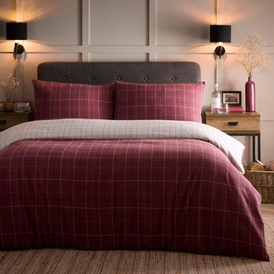 Dreams & Drapes Cotton Chequered Duvet Cover Set with Pillowcases