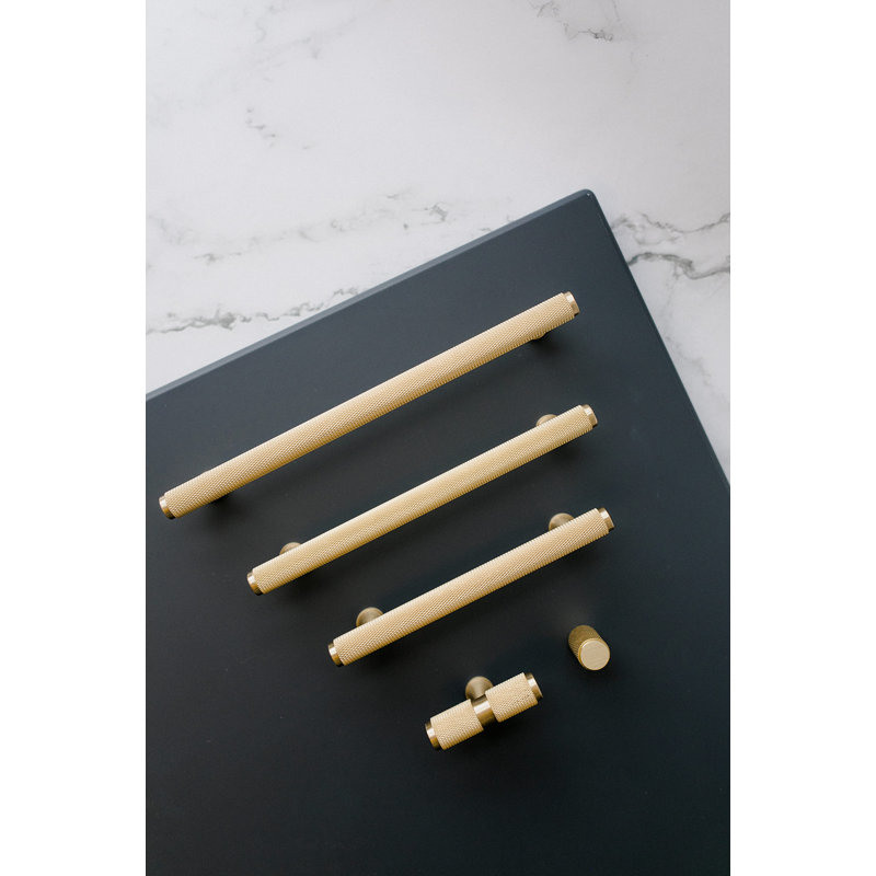 Daggett 10cm Centre Bar Handle, 16cm W x 19cm L