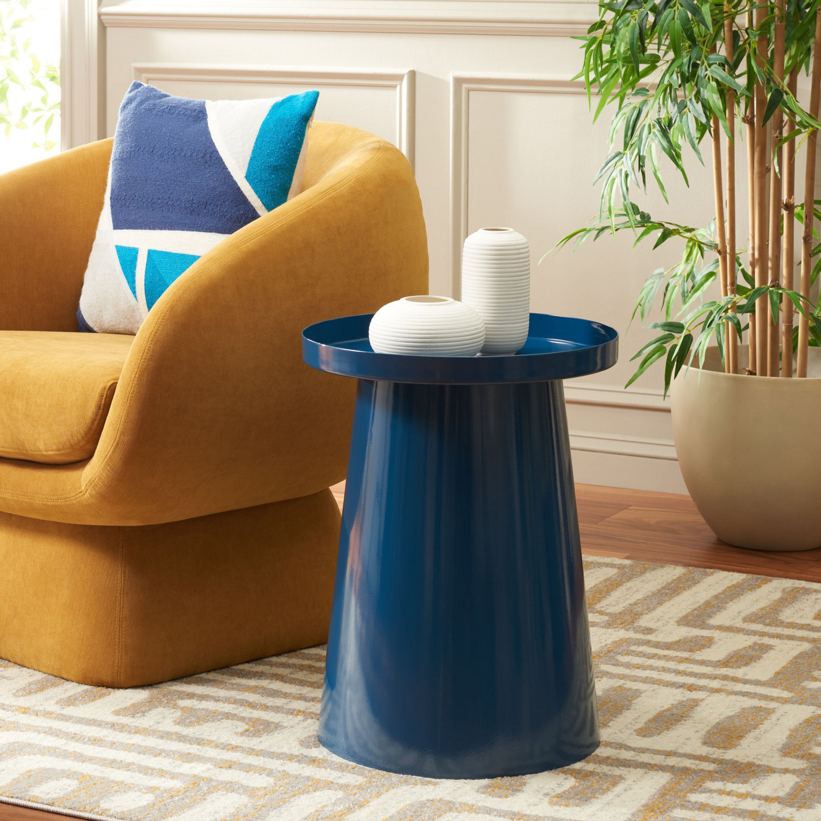 Sur End Table
