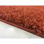 Tapis rouge à longs poils