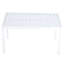 Table de salle à manger moderne blanche de 55 pouces pour barbecue, au bord de la piscine, balcon - plateau de table léger en PP, pieds en métal avec patins antidérapants, longue installation au bord de la piscine et projets d'artisanat d'intérieur tout temps, décoloration / égratignure