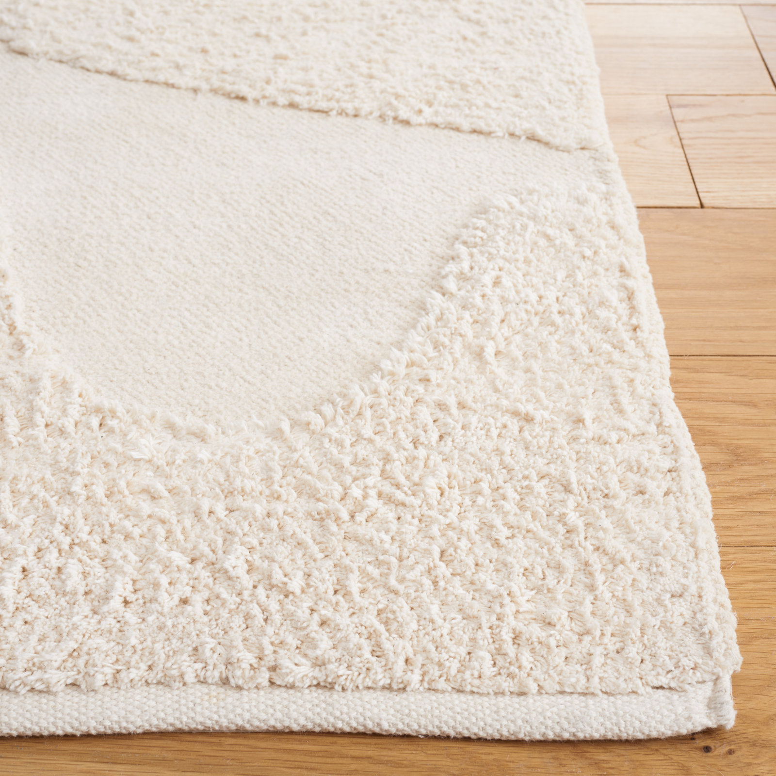 Sarya Ivory Hand-Woven Abstract Rug, Square 8'