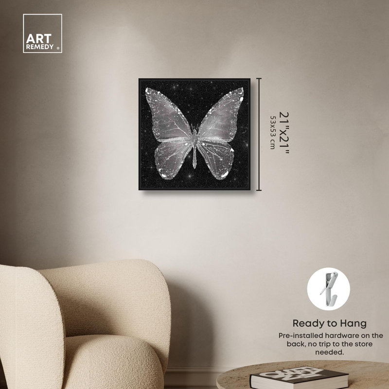 «Sparkling Silver Butterfly» par Art Remedy, H 21 po x l 21 po x P 1,8 po, Cadre flottant noir