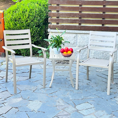 Chaises de salle à manger d'extérieur en métal de couleur crème pour le jardin et la terrasse, structure en fer robuste avec revêtement écologique, fabrication soignée, surface à revêtement lisse, utilisation à long terme de 2, piscine de jardin adaptée,