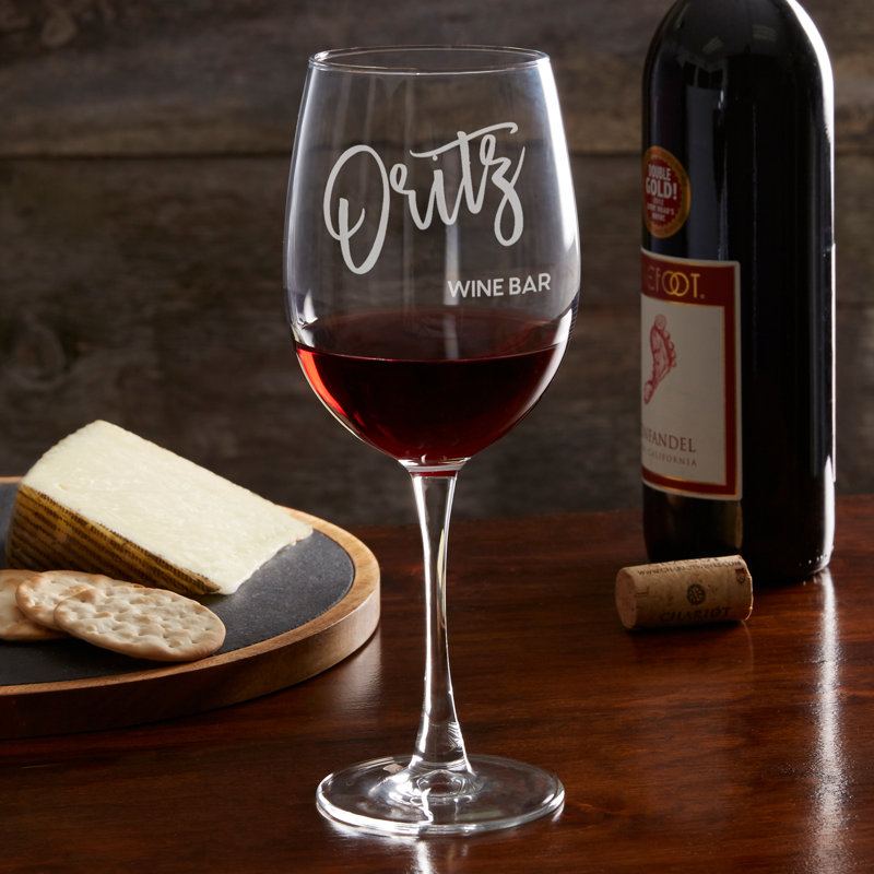 Bold Family Name Personalized Red Wine Glass, Yes