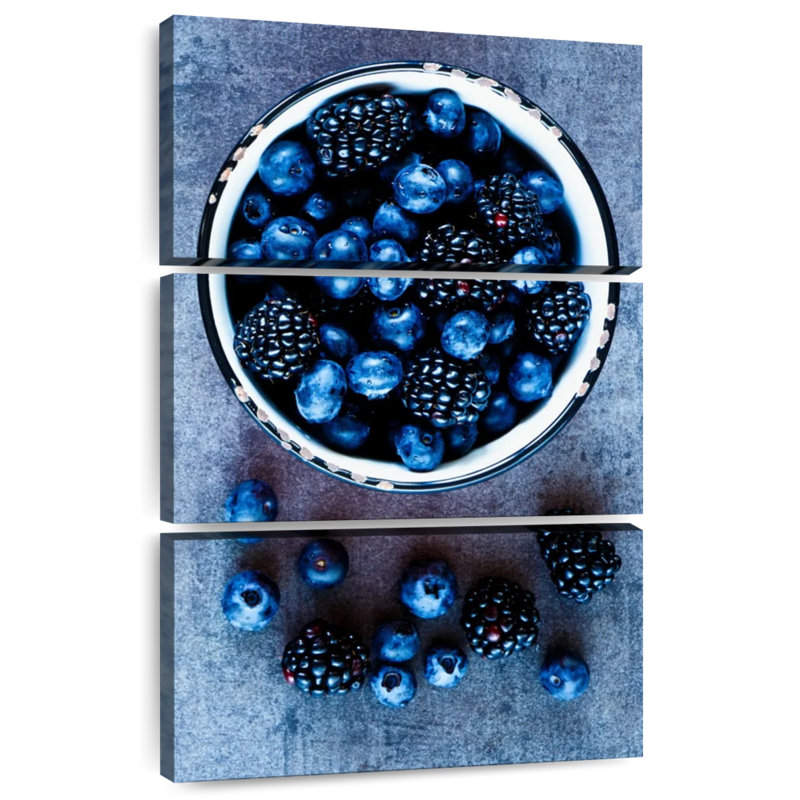Bleuets et mûres Yarlin, H 32 po x l 20 po