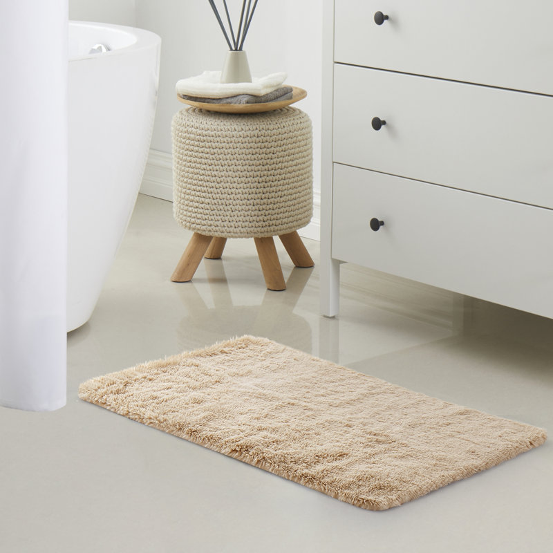 Niliyah Soft Fluffy Indoor/Outdoor Living Room Area Rug, Rectangle 3' x 5'