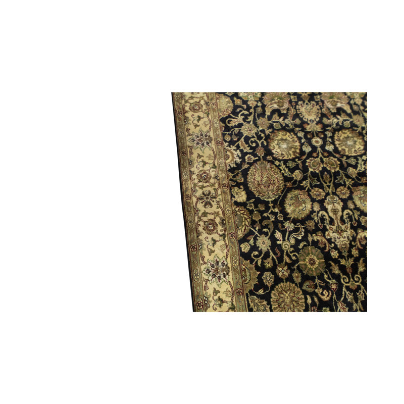 Sona Wool Oriental Indoor Rug