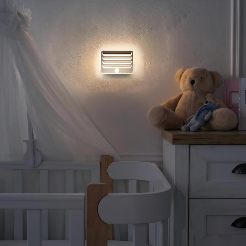Ensemble de 3 veilleuses à détecteur de mouvement, lumière DEL blanc chaud douce, 9 piles AA incluses, veilleuse à piles pour chambres, salle de bain, escaliers et placards