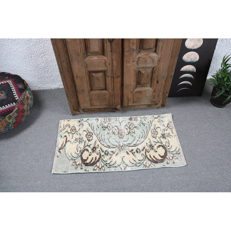 Paillasson turc tissé à la main de style rétro avec motif floral vert pastel