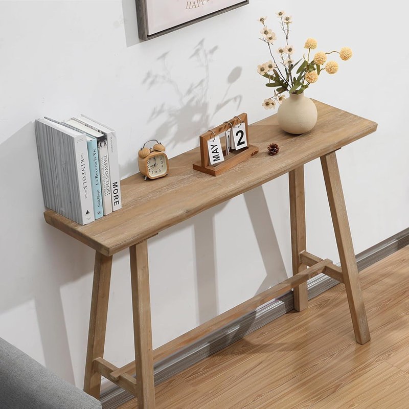 Console, canapé rustique