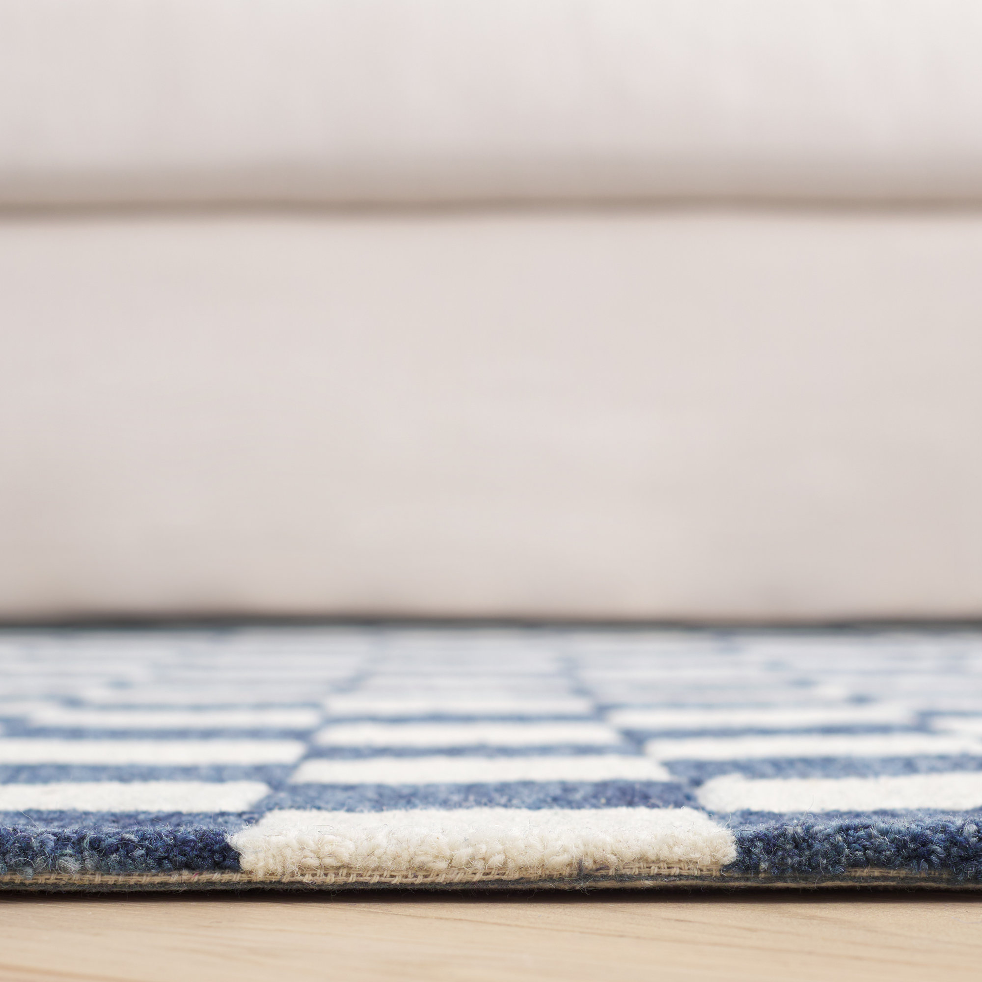 Freemont Area Rug In Blue/Ivory, Rectangle 4' x 6'