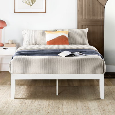 Kizer Contemporary Solid Wood Platform Bed