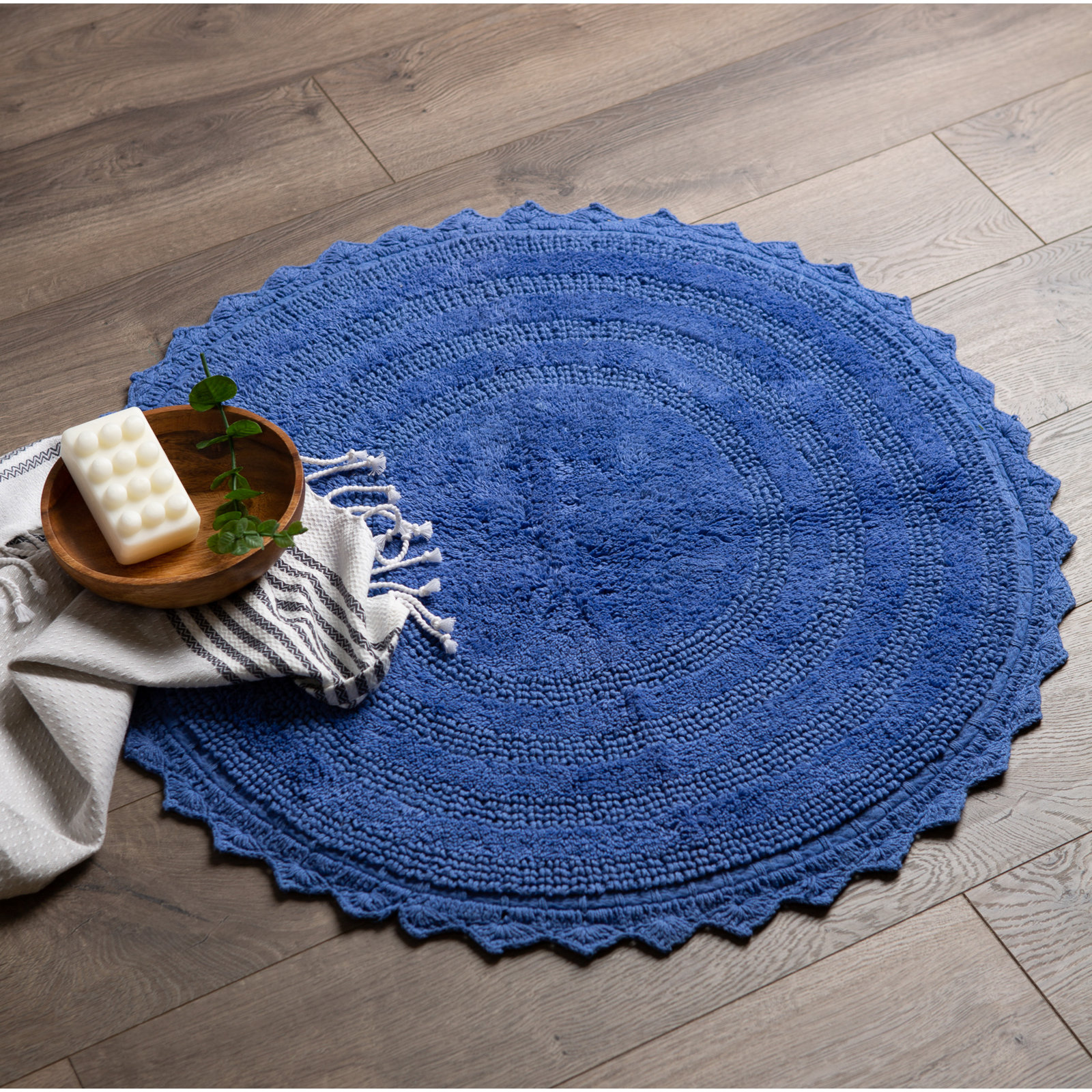 Lisk Circle Cotton Bath Rug, Blueberry