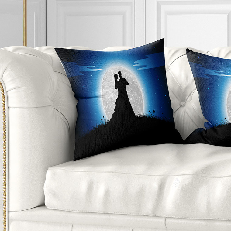 Coussin romantique couple à l’intérieur de la nuit, 16 po x 1 po