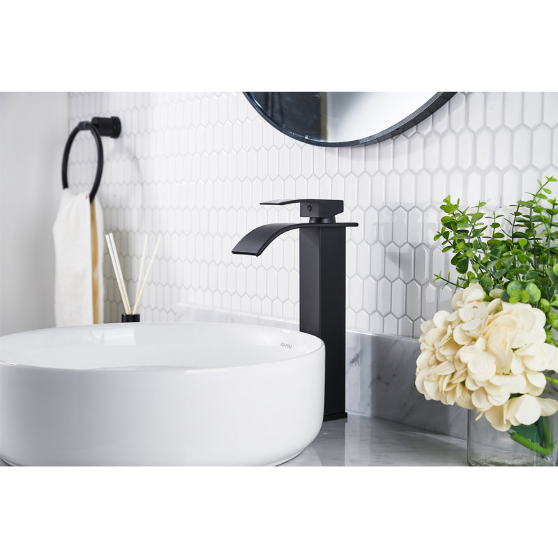 Single-handle Bathroom Faucet with Drain Assembly, Black