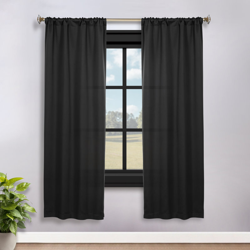 Paire de rideaux obscurcissant avec passe-tringle Moriah Millendon, L 36 po x L 72 po, Noir, noir, noir, noir