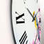 Bel oiseau sur une branche en fleurs - Horloge murale traditionnelle-60280528