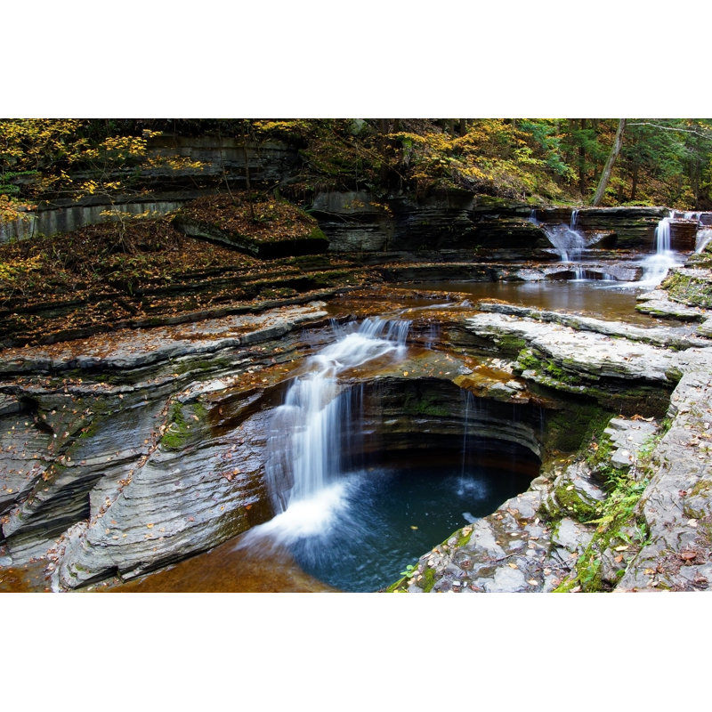 Buttermilk Falls State Park - Photographie sur toile tendue, H 32 po x l 48 po x P 1,25 po