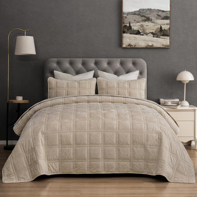 PHF Ultra Soft Velvet Quilt Set–3PCS Luxurious Cozy Quilted Comforter Alternative with Diamond Pattern, Warm Quilted Bedspread Coverlet