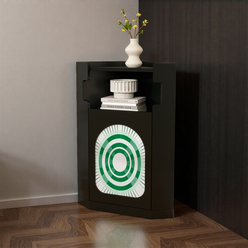 Armoire rustique en bois de pin noir