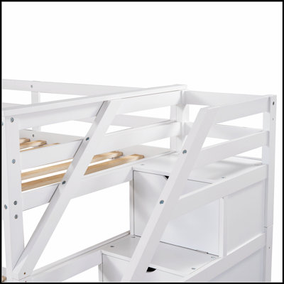 Lit avec lit gigogne et escalier de rangement, parfait pour les chambres peu encombrantes et organisées