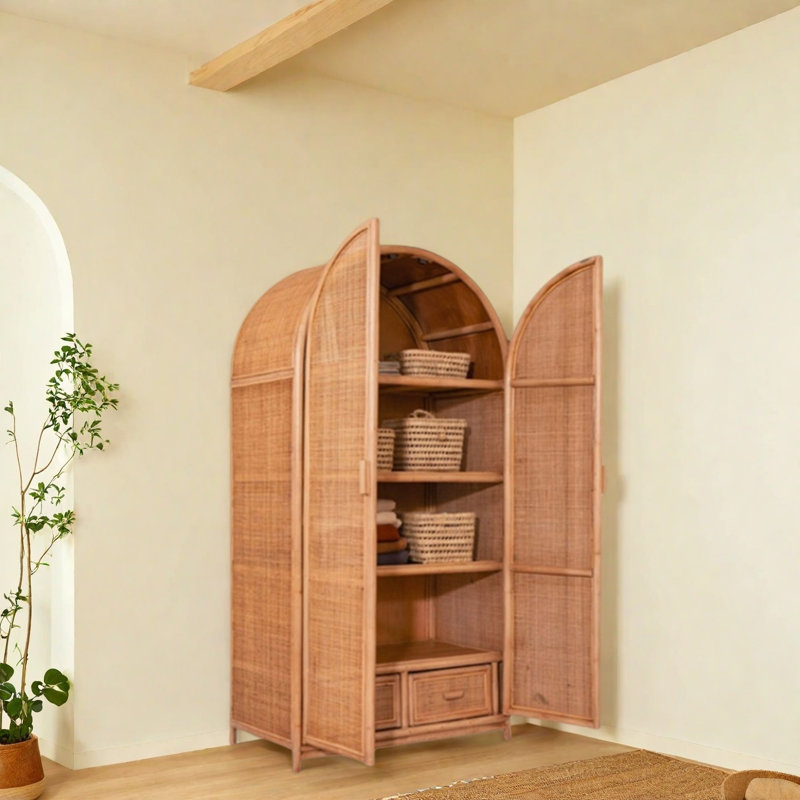 Armoire rétro en rotin