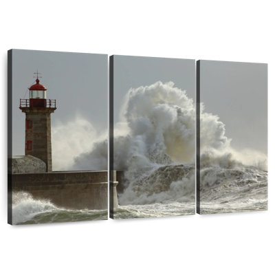 Vagues du phare d'Aletra Felgueiras
