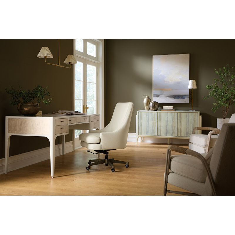 EC Leather Swivel Executive Chair