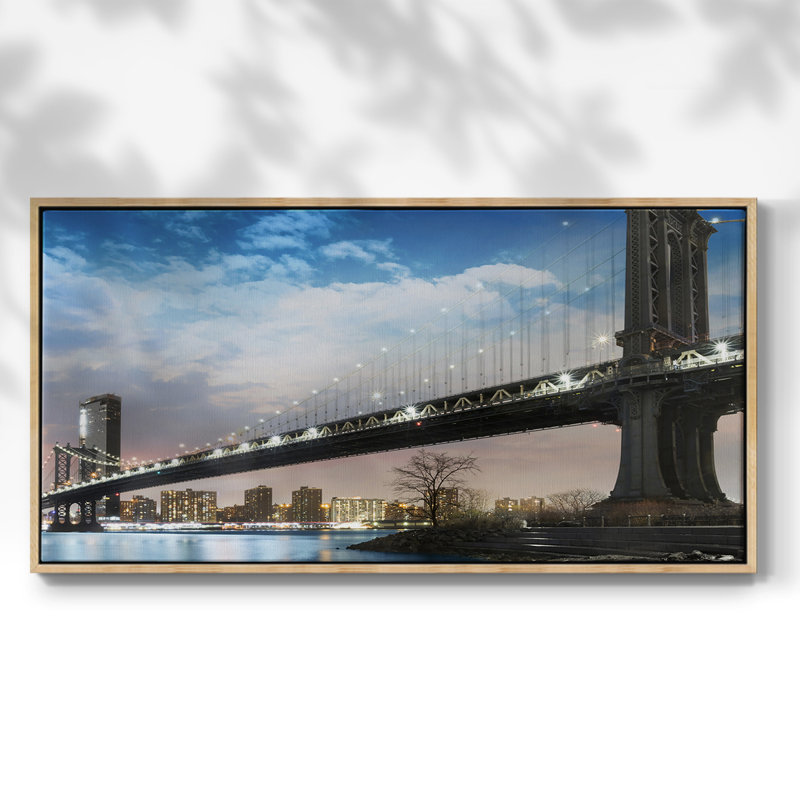 NY Night - Toile tendue avec châssis tendue, prête à accrocher, Naturel, H 17 po x l 33 po