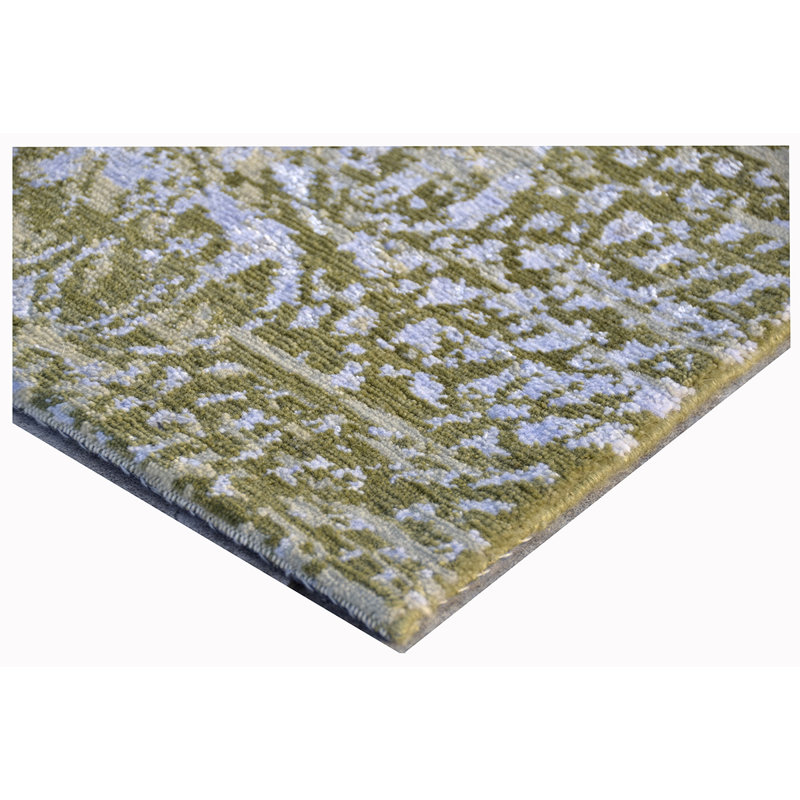 Animal Print Area Rug in Gray, Rectangle 8' x 10'