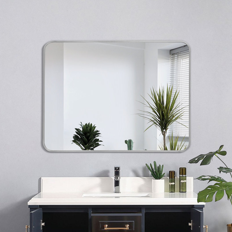 Giglia Metal Wall Mirror, Silver