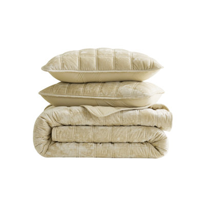 Velvet Quilt Set