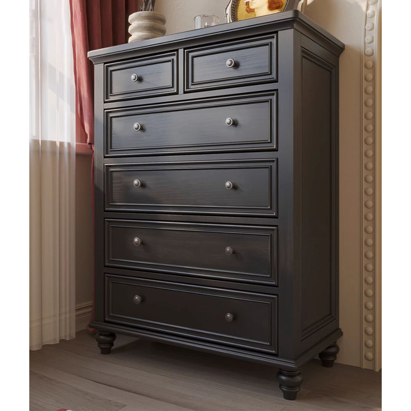 Quincaillerie vintage chic pour commode noire