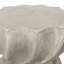 Table d'appoint - Beauté pour l'extérieur. Oxyde de magnésium, gris, 14 po x 14 po x 18,5 po, plateau de table envoûtant de 16,87 lb, forme gracieuse qui ajoutera une touche d'élégance à votre extérieur. Gris éblouissant chic
