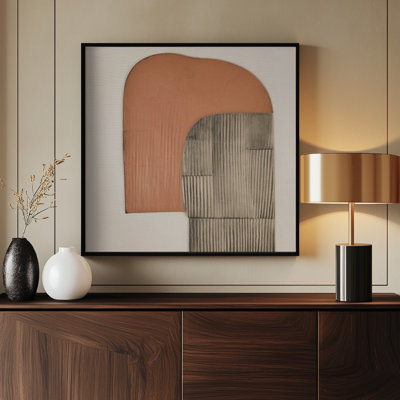 PlissAa III par Alma - art moderne abstrait en terre cuite et beige organique | 20 po x 20 po | Cadre noir