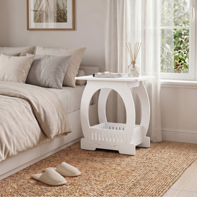 Table d'appoint courbée blanche en PVC avec compartiment de rangement