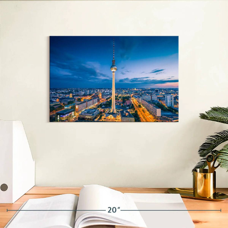Rorry Alexanderplatz TV Tower, 8" H x 12" W