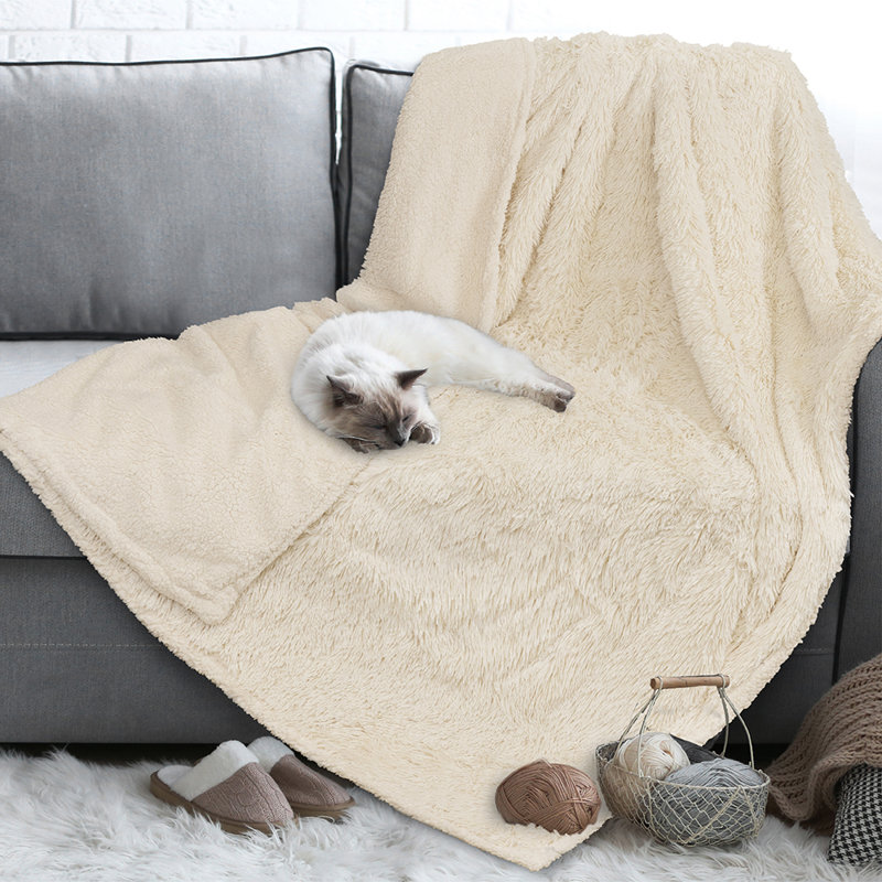 Sherpa en fausse fourrure, 60 po x 80 po, Beige