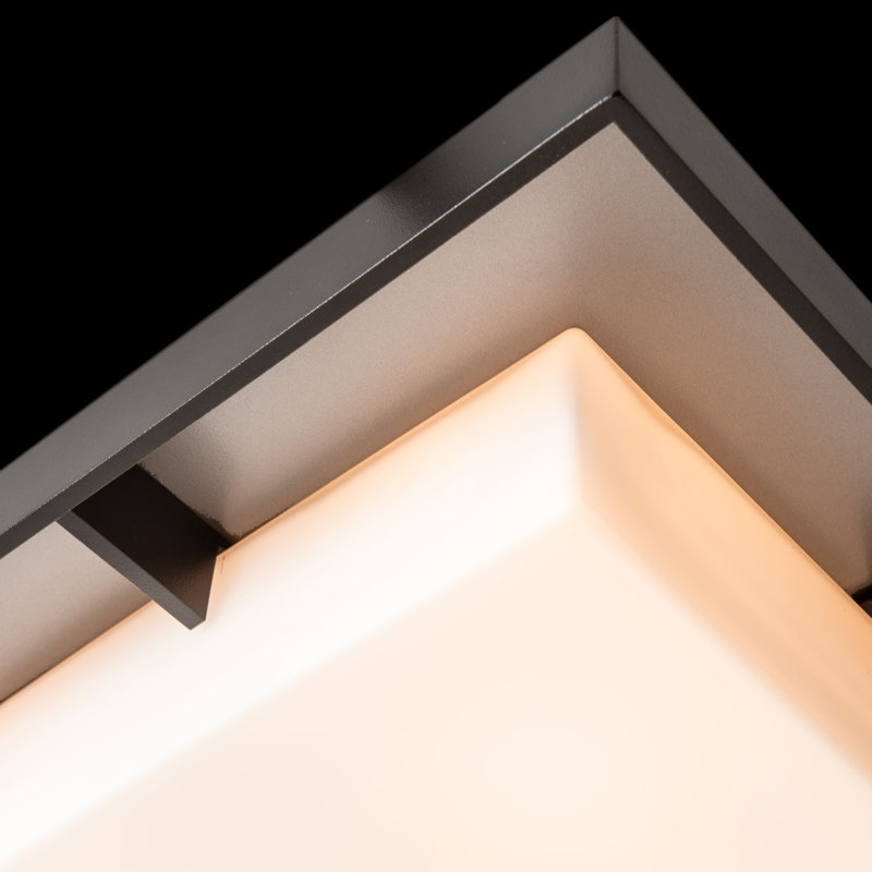Plafonnier encastré Shadow Box, H 4,6 po x l 16,1 po x P 16,1 po, Blanc marin, Noir bord de mer