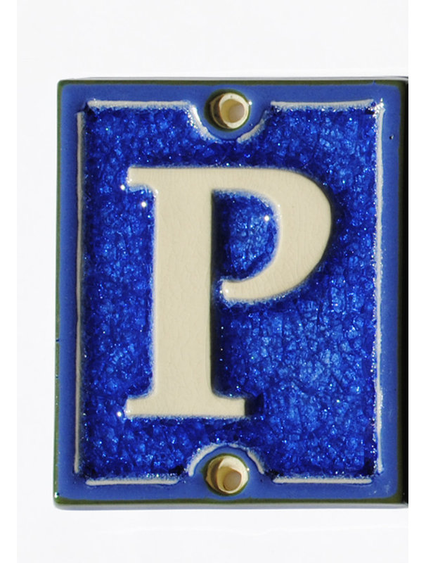 4 po lettre de maison à carreaux, P