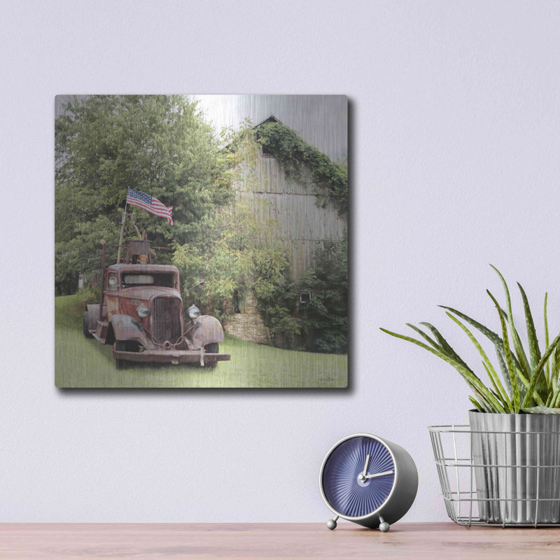 «Towing The Line» par Lori Deiter, H 12 po x l 12 po