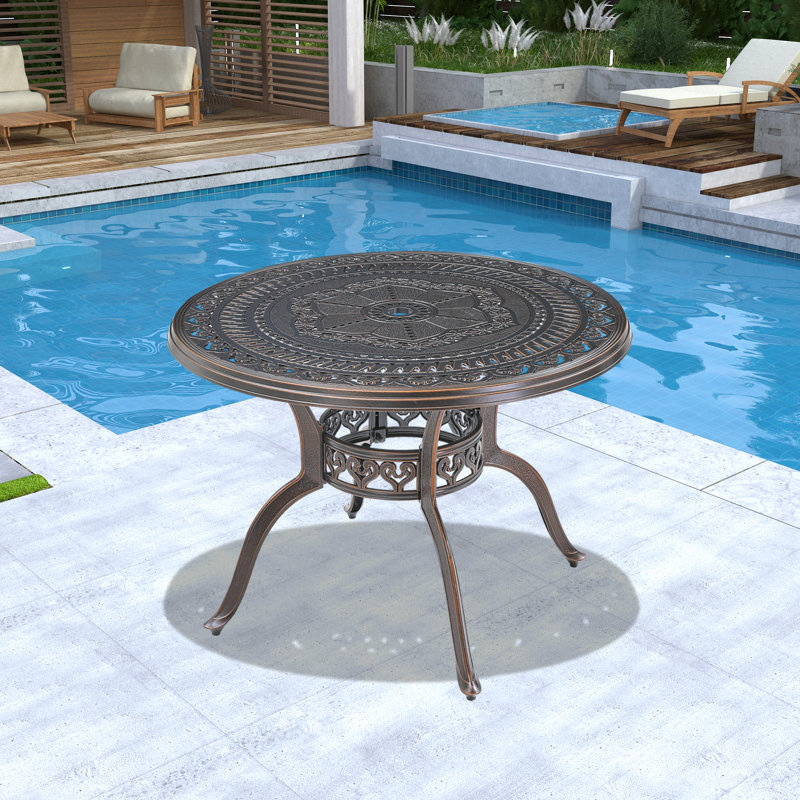 4 - Person Patio Dining Set with Round Table, Bronze