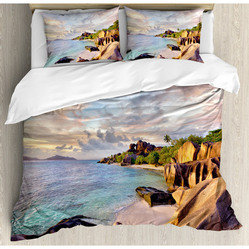 Coastal Polyester Floral Duvet Cover, Queen Duvet Cover + 2 Pillow Sham