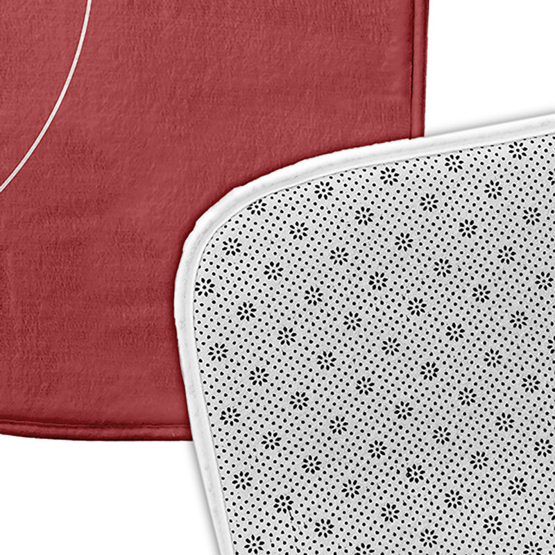 Tapis de bain Nautical Nights, Rouge, L 17 po x L 24 po